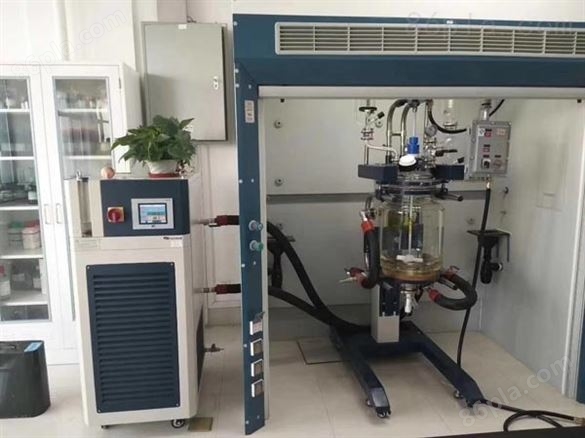 实验室双层反应釜高低温一体机，冷热循环机