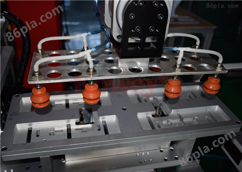 机械手治具-注塑自动化-吸盘式取出治具-机械手治具定制